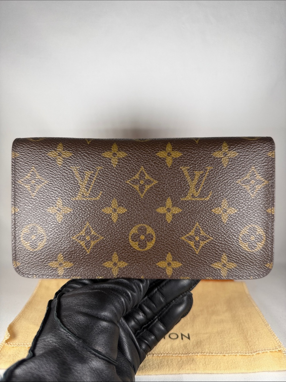 Authentic Louis Vuitton Porte Monnaie Monogram Wallet
